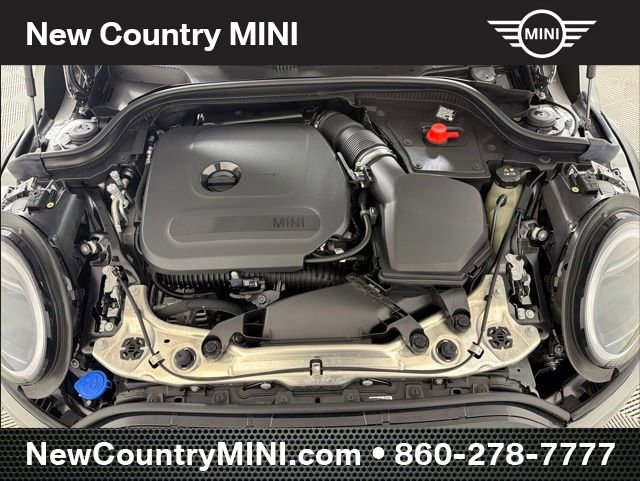 Certified 2025 MINI Cooper 2-Door Hardtop FWD image 23
