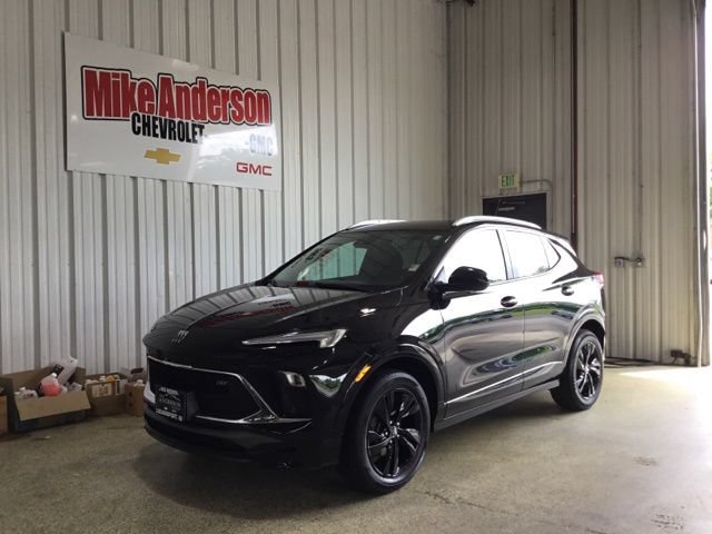 Used 2024 Buick Encore GX Sport Touring AWD/4WD image 1