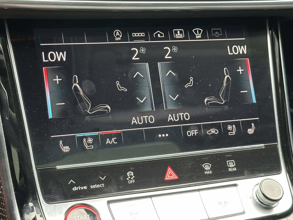 Used 2022 Audi S8 w/ S8 Comfort Plus Package AWD/4WD image 35