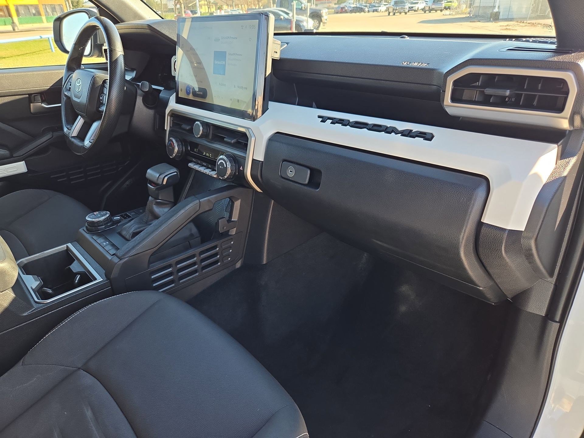 Used 2024 Toyota Tacoma TRD Off-Road image 31