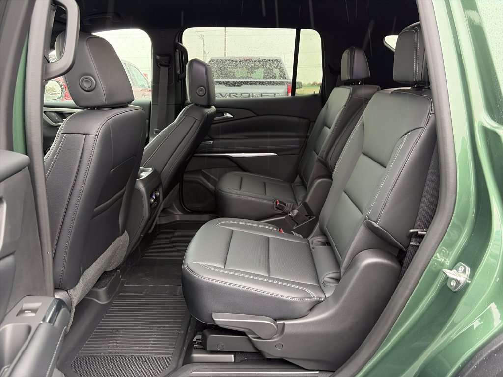 New 2027 Chevrolet Traverse LT w/ Midnight/Sport Edition AWD/4WD image 26