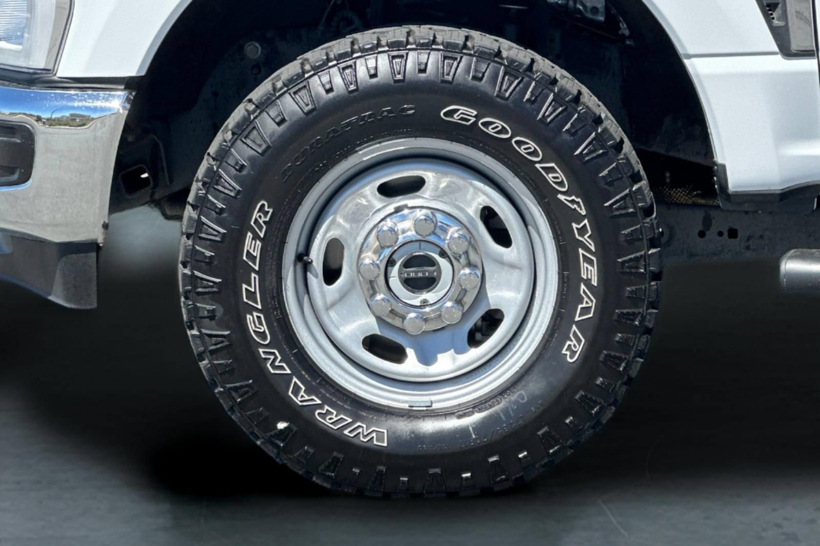Certified 2024 Ford F250 XL w/ XL Off-Road Package AWD/4WD image 29