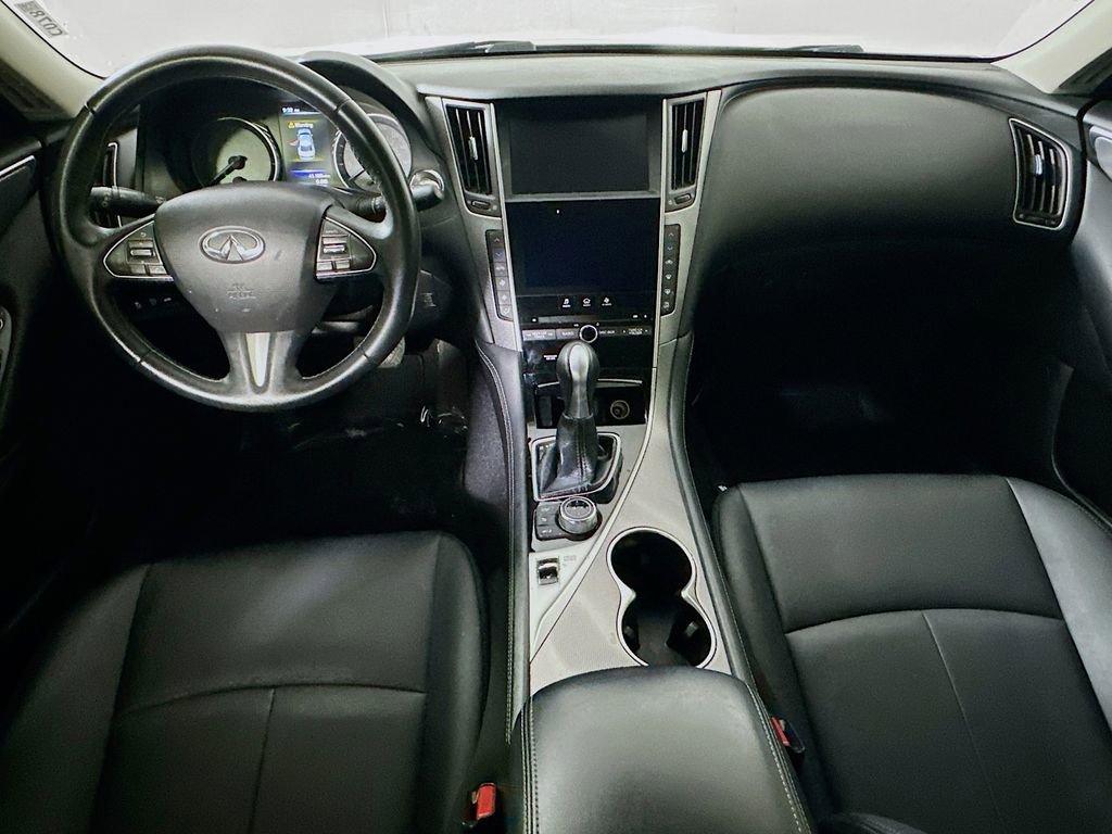 Used 2016 INFINITI Q50 Premium RWD image 16