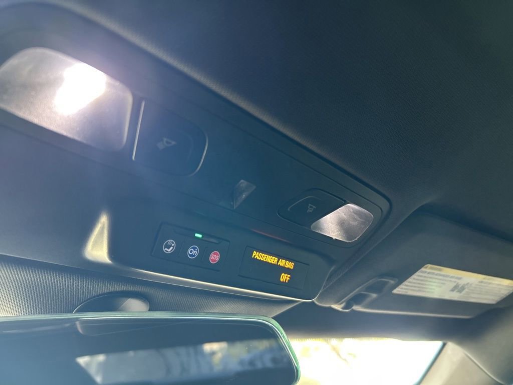 Used 2020 Chevrolet Camaro LT image 47