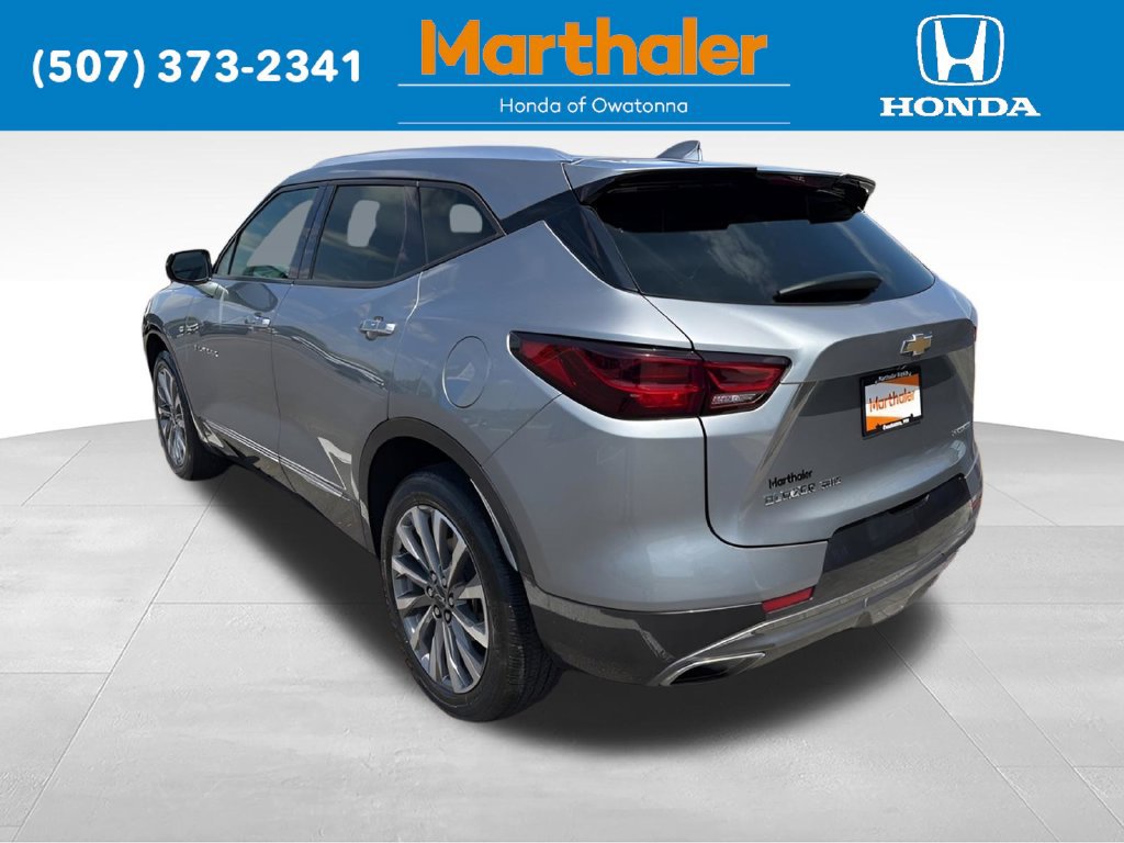 Used 2023 Chevrolet Blazer Premier AWD/4WD image 3