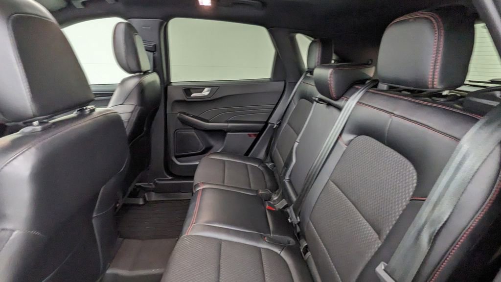 Certified 2023 Ford Escape ST-Line w/ Tech Pack #1 image 35