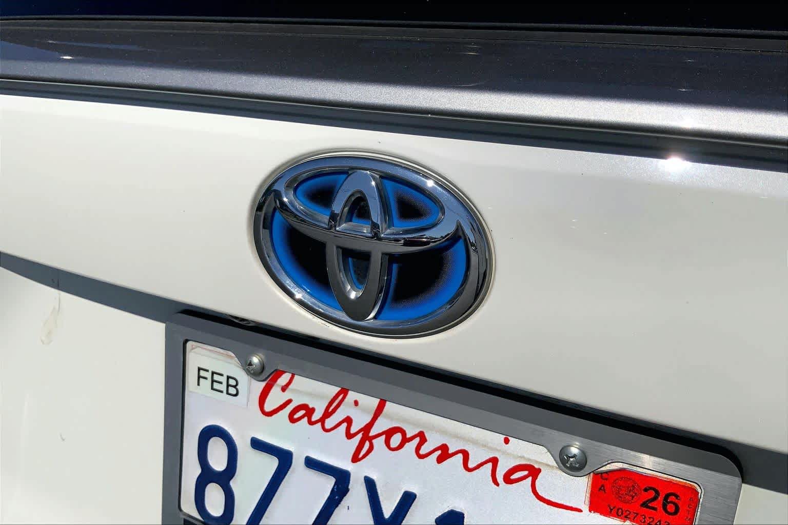Used 2022 Toyota RAV4 XSE AWD/4WD image 30