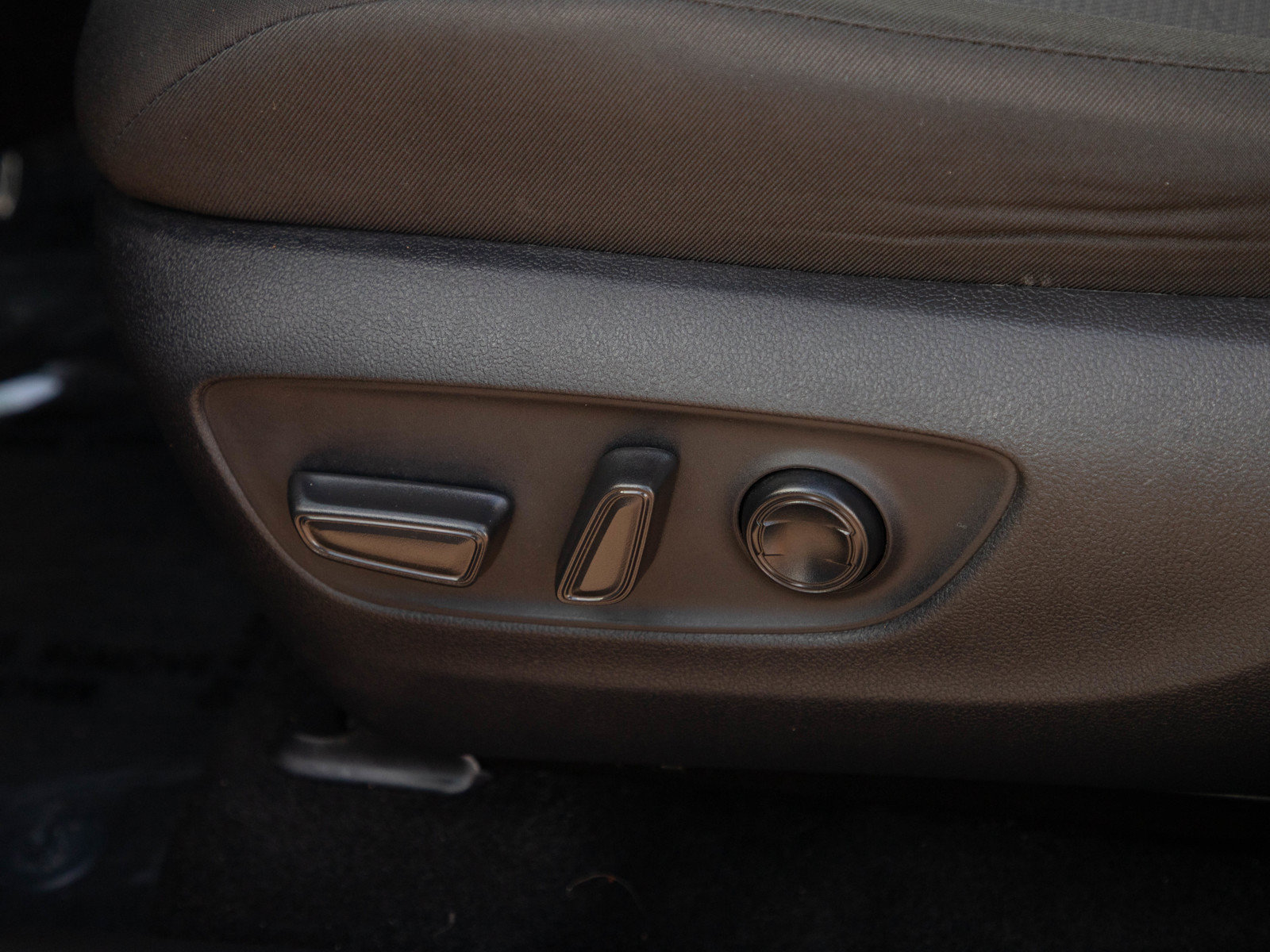 Used 2024 Toyota RAV4 XLE AWD/4WD image 23