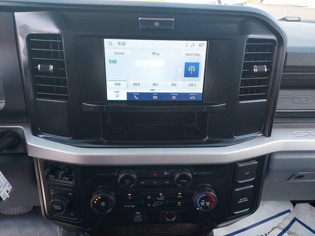 Used 2025 Ford F550 4x4 Crew Cab Super Duty image 21