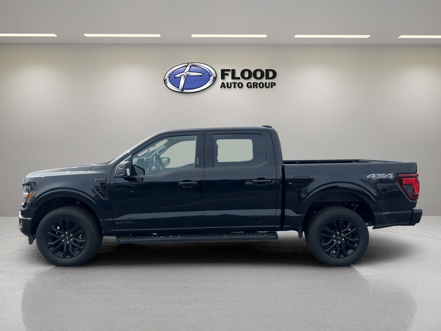 New 2026 Ford F150 XLT w/ Equipment Group 302A MID image 5