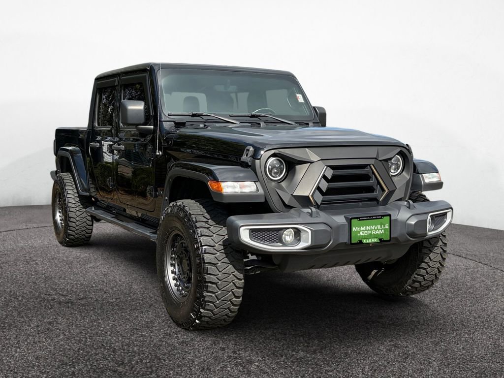 Used 2022 Jeep Gladiator Sport image 7