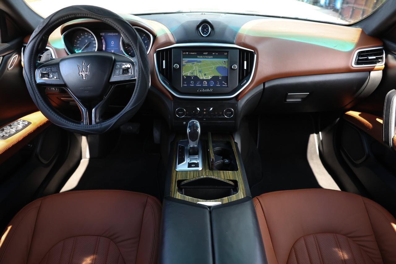 Used 2014 Maserati Ghibli S Q4 AWD/4WD image 2