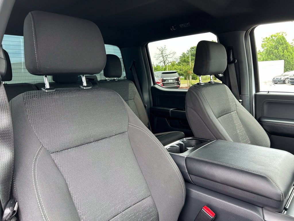 Used 2024 Ford F150 XLT w/ XLT Black Appearance Package RWD image 51