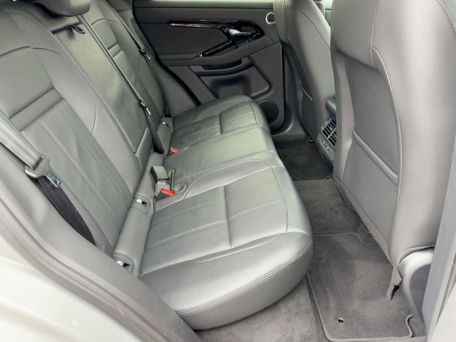 Used 2024 Land Rover Range Rover Evoque Dynamic SE image 29