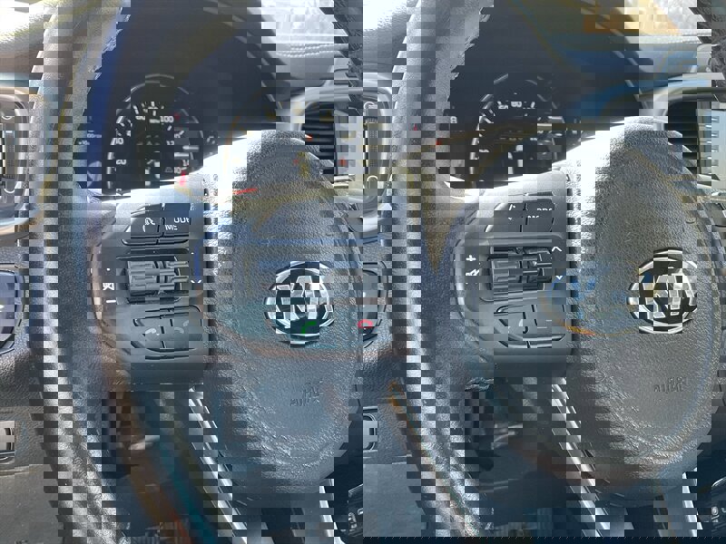 Used 2017 Kia Sorento SX image 23