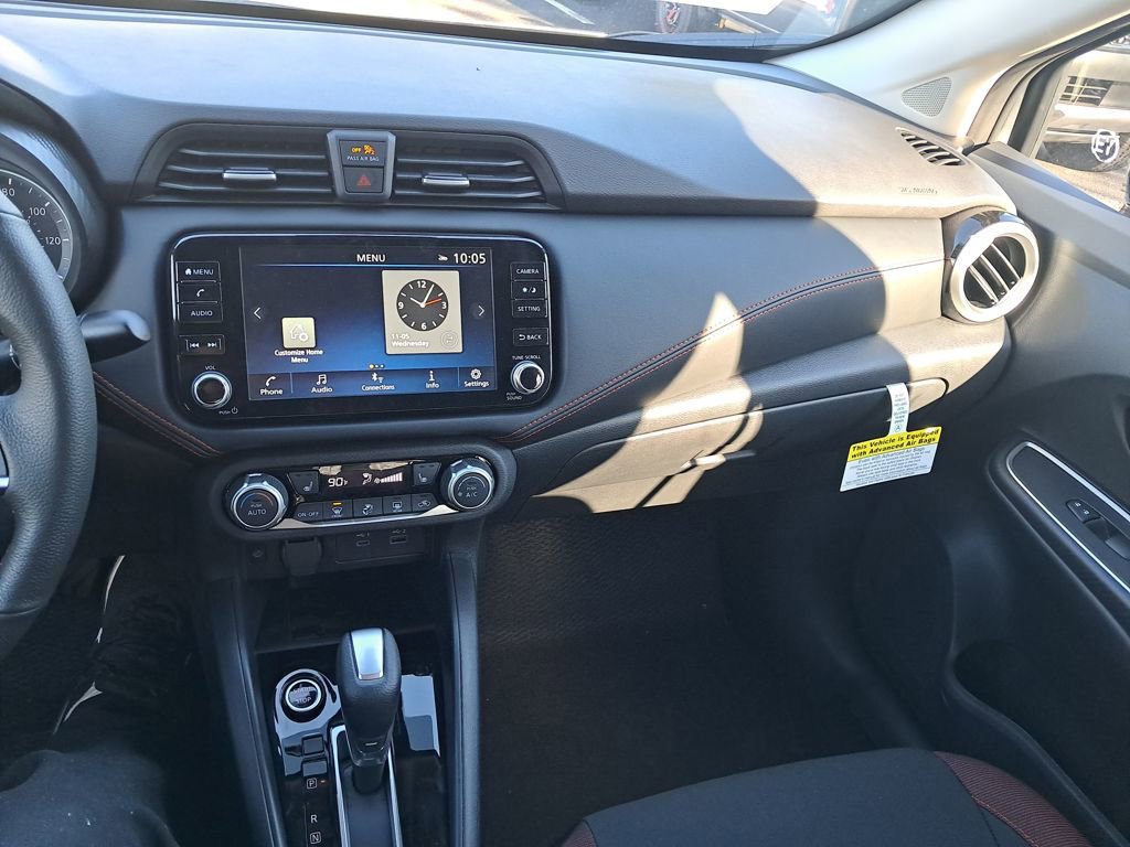 New 2025 Nissan Versa SR w/ Trunk Package image 20