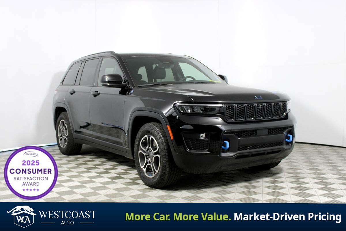 Used 2023 Jeep Grand Cherokee Trailhawk AWD/4WD image 1