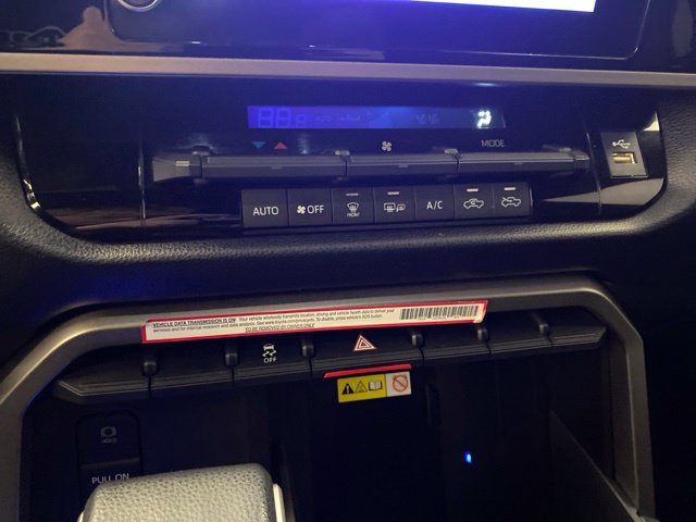 Used 2025 Toyota Tundra SR5 AWD/4WD image 18