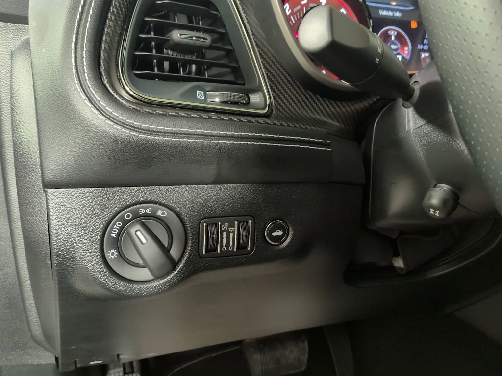 Used 2022 Dodge Challenger SRT Hellcat image 22