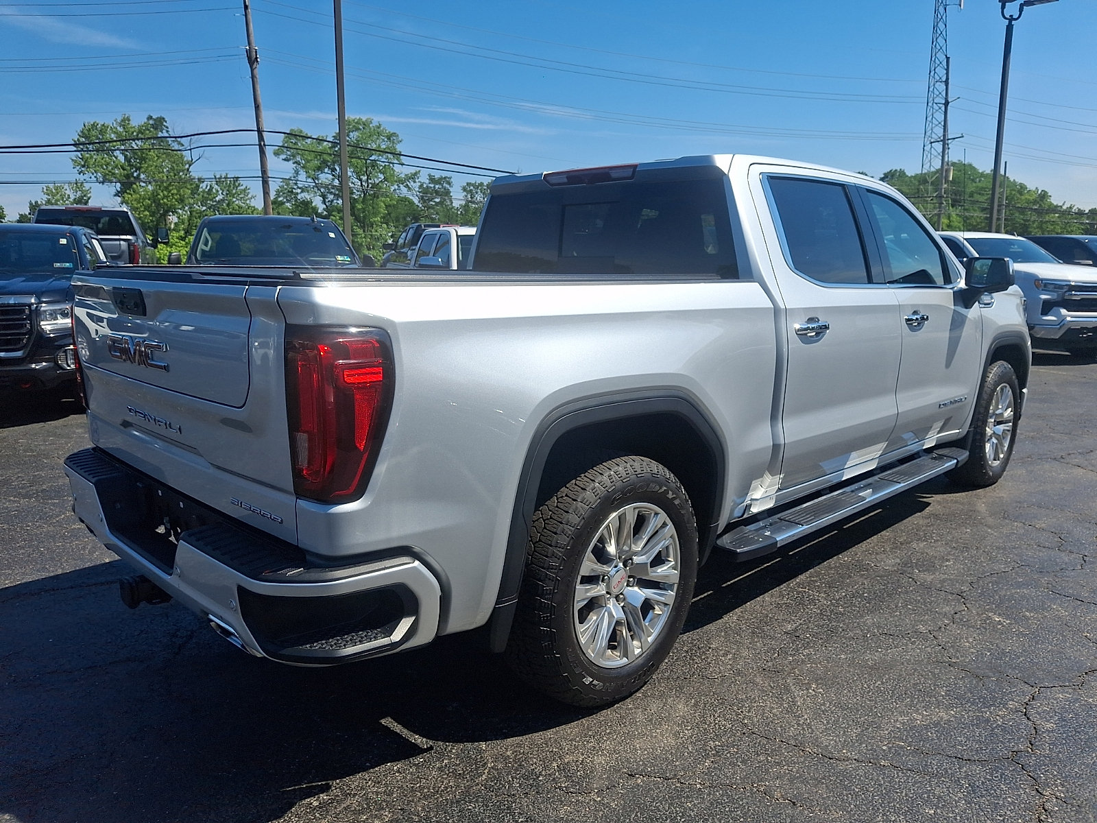 Used 2022 GMC Sierra 1500 Denali AWD/4WD image 6