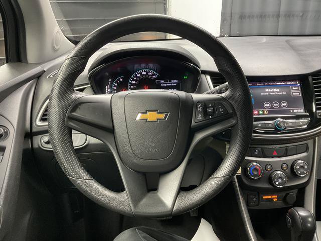 Used 2021 Chevrolet Trax LS FWD image 16
