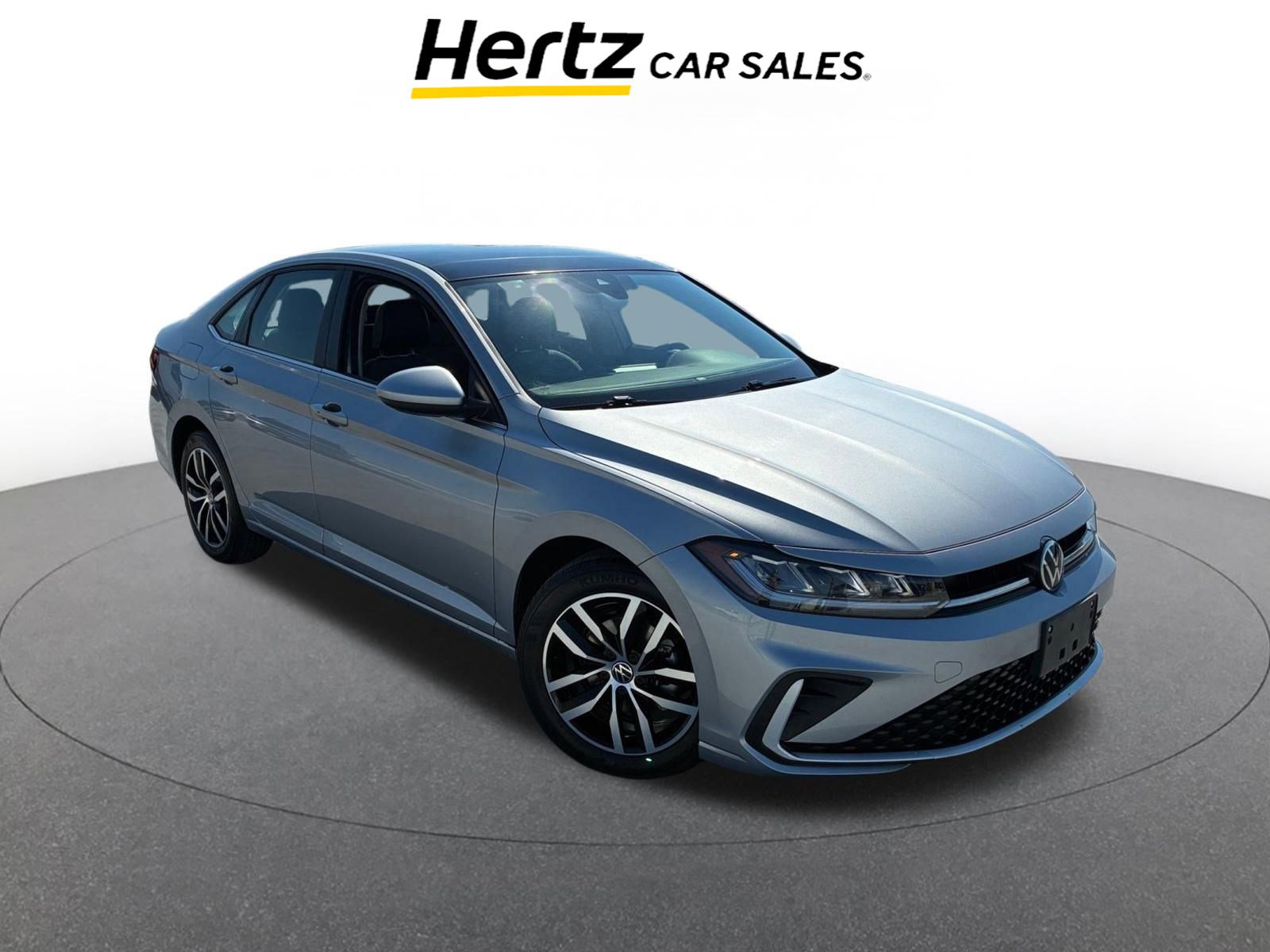 Used 2025 Volkswagen Jetta SE image 1