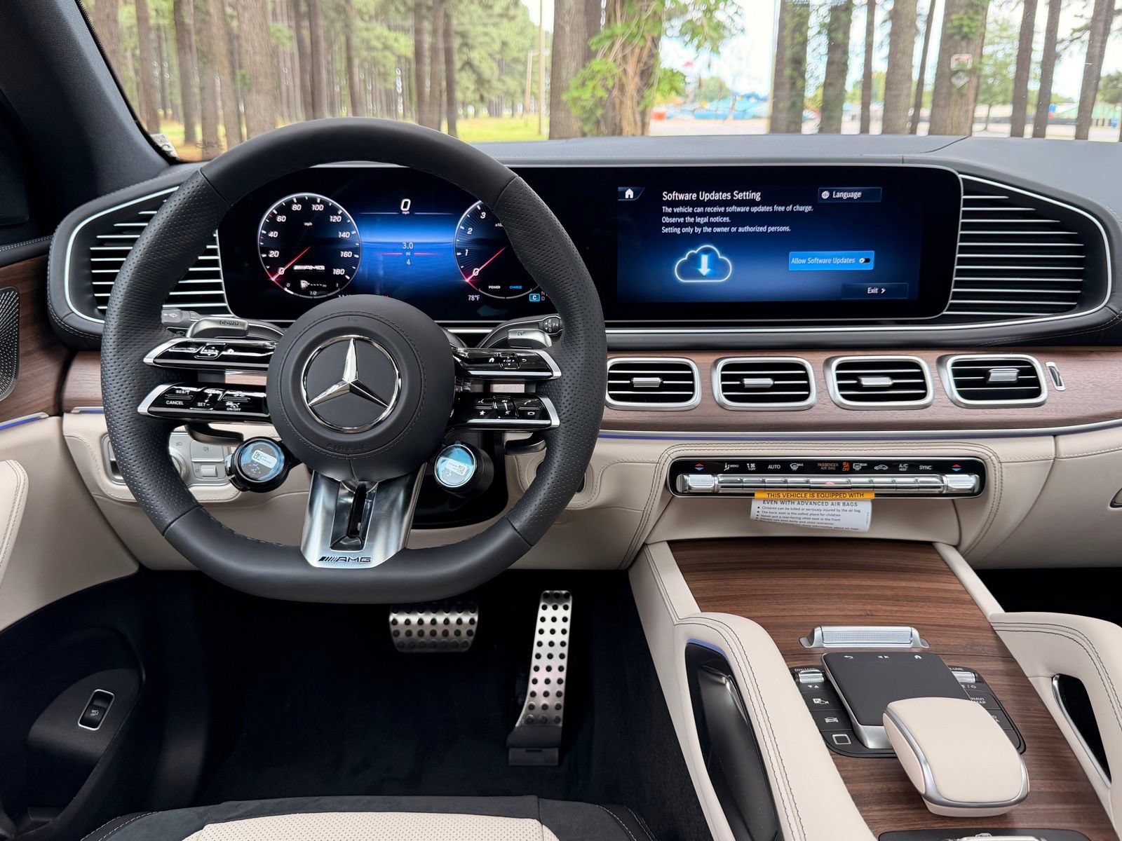 New 2026 Mercedes-Benz GLE 53 AMG 4MATIC Coupe image 3