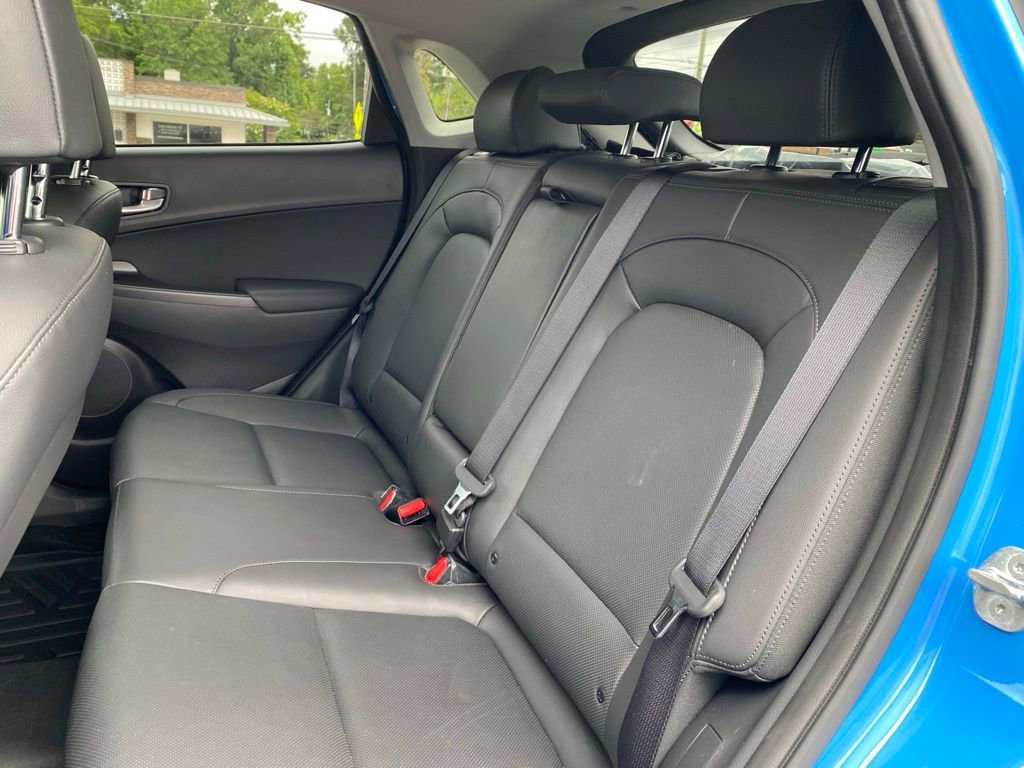 Used 2022 Hyundai Kona Limited image 18