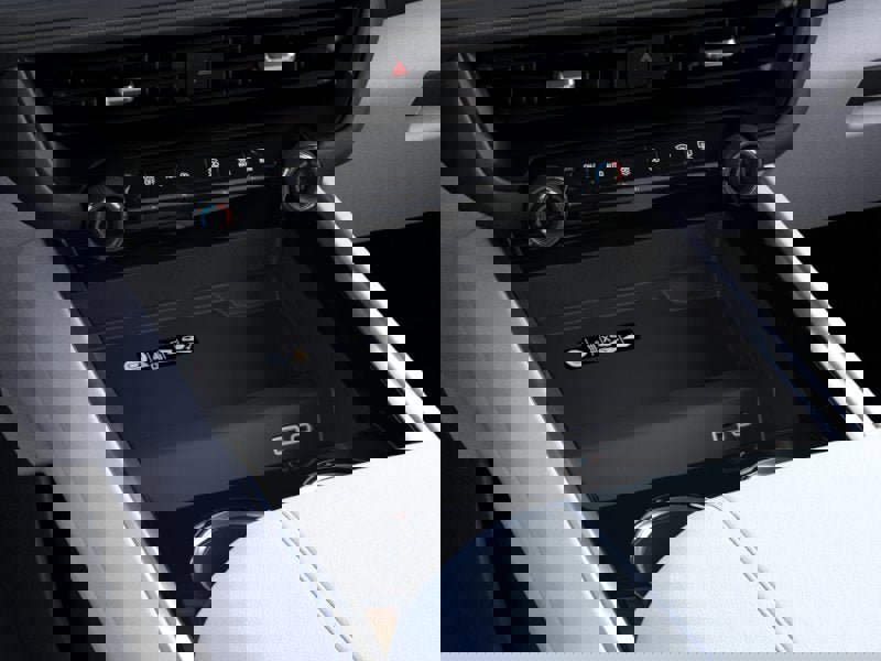 New 2026 Chevrolet Suburban Premier image 47