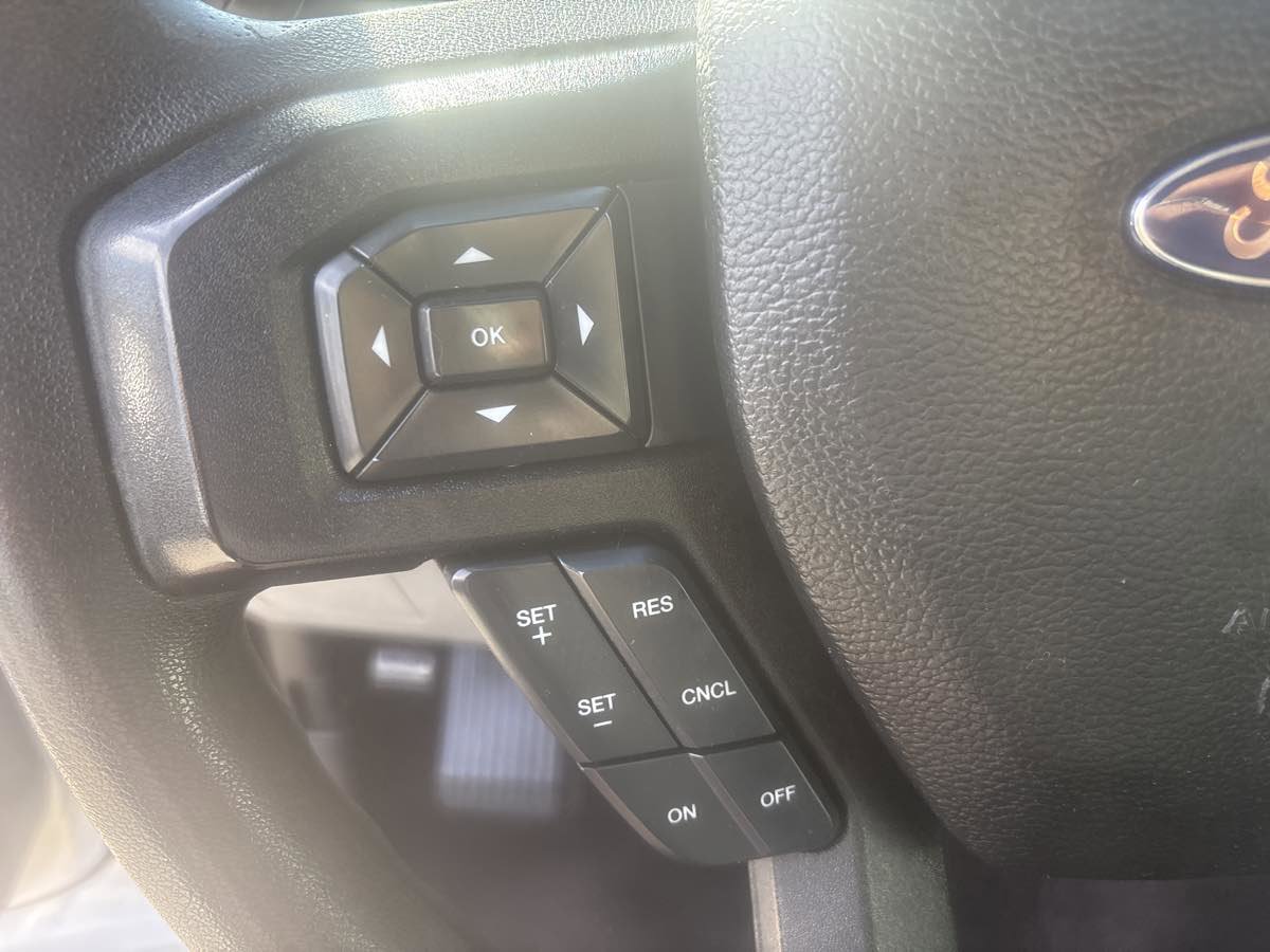 Used 2016 Ford F150 XLT AWD/4WD image 17