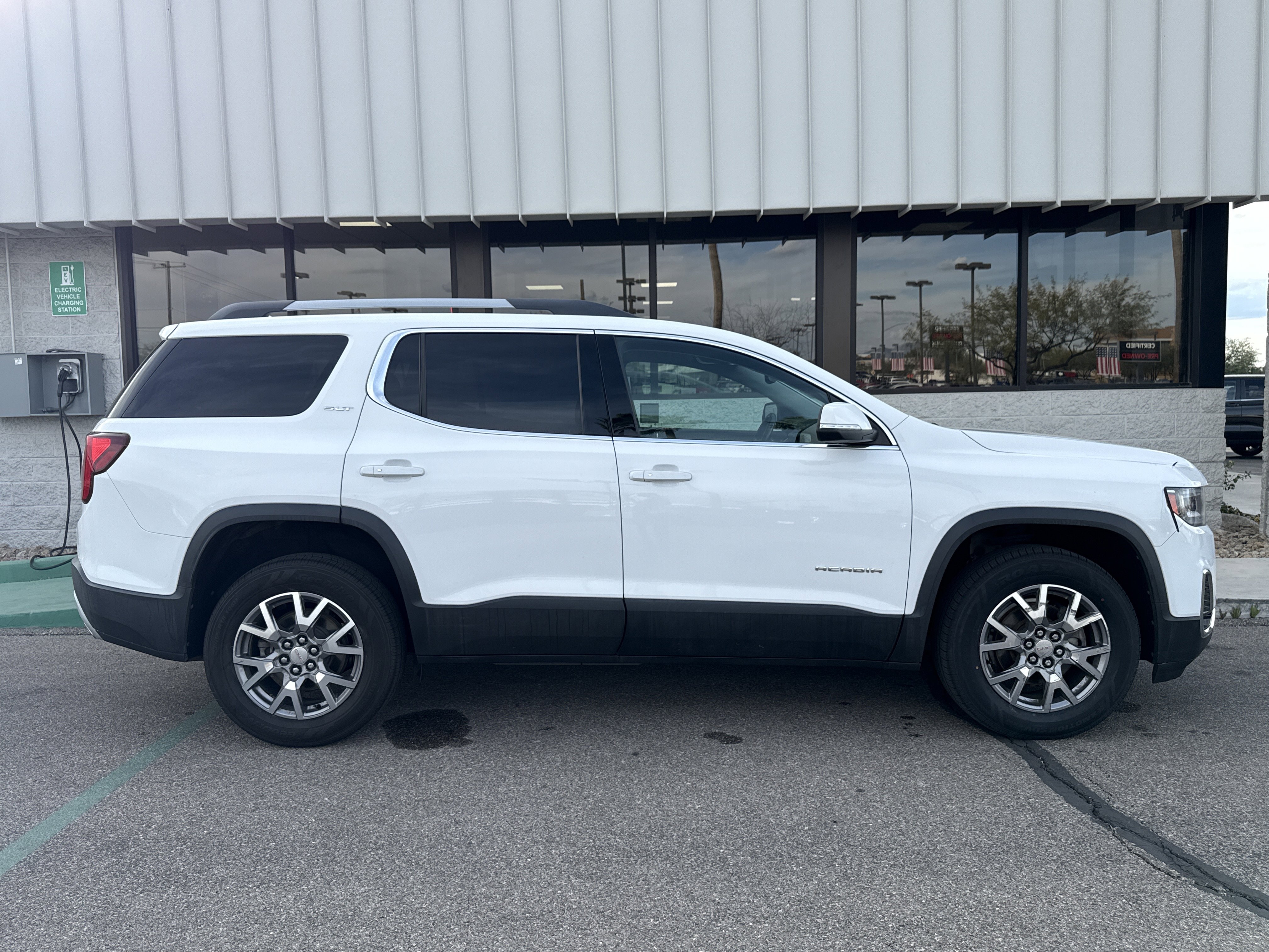 Used 2020 GMC Acadia SLT image 58