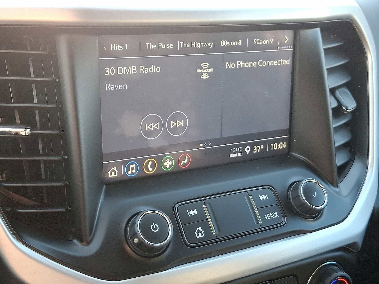 Certified 2023 GMC Acadia SLE w/ Driver Convenience Package image 27