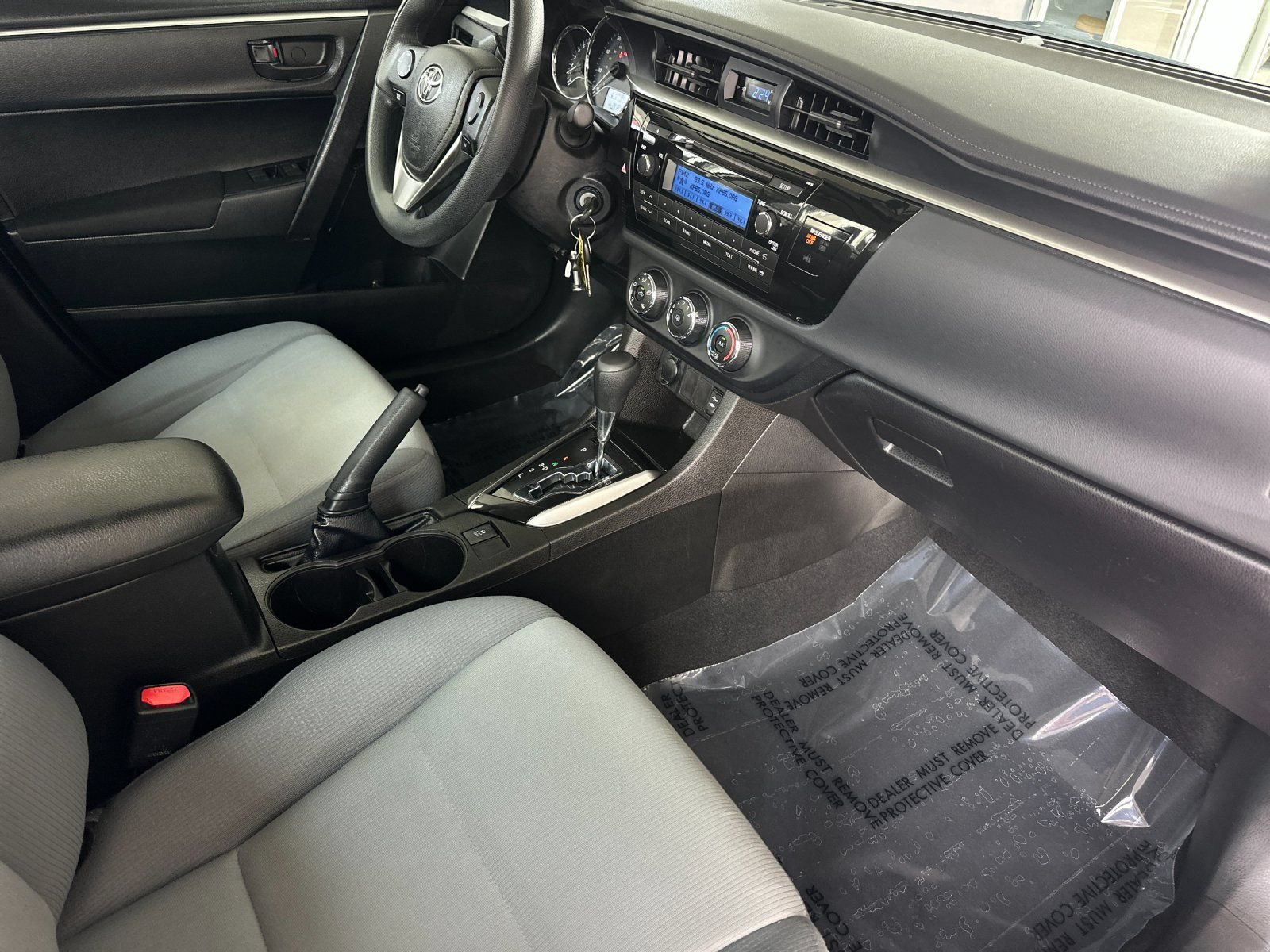 Used 2014 Toyota Corolla L FWD image 14