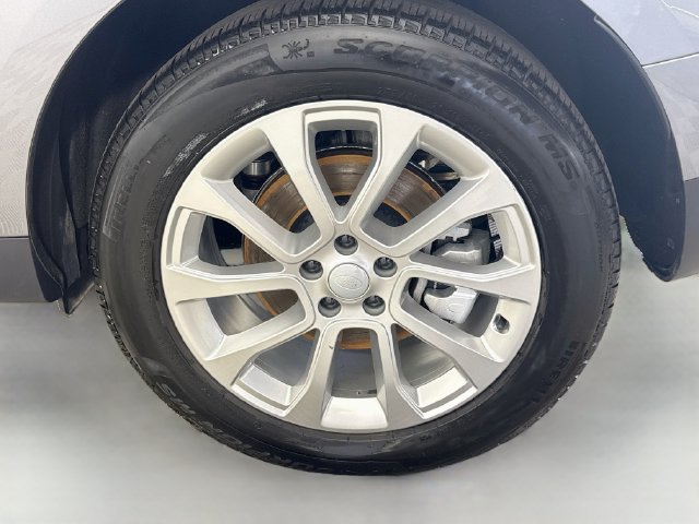 Used 2025 Land Rover Range Rover Sport SE AWD/4WD image 36