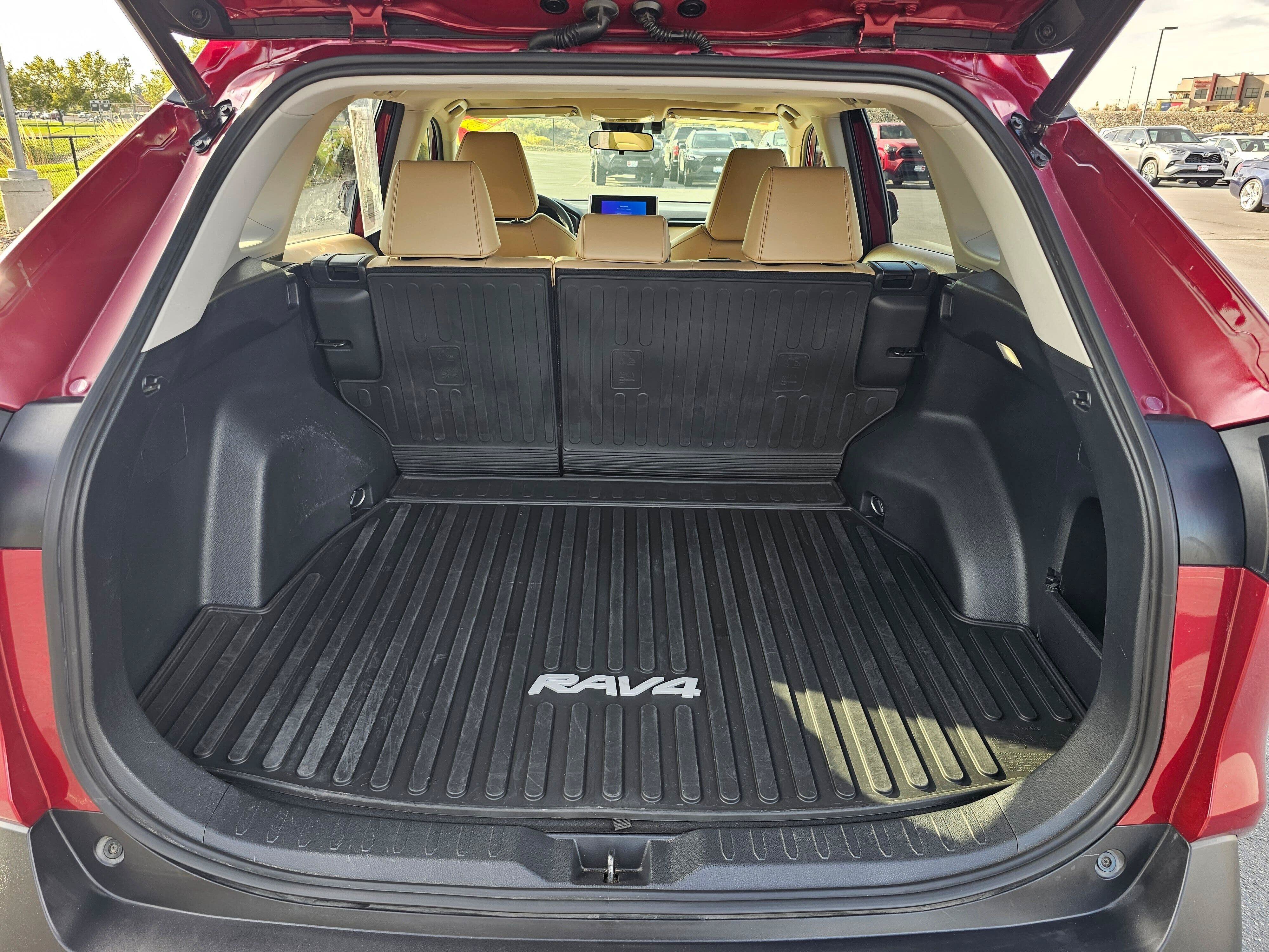Certified 2023 Toyota RAV4 XLE Premium AWD/4WD image 14