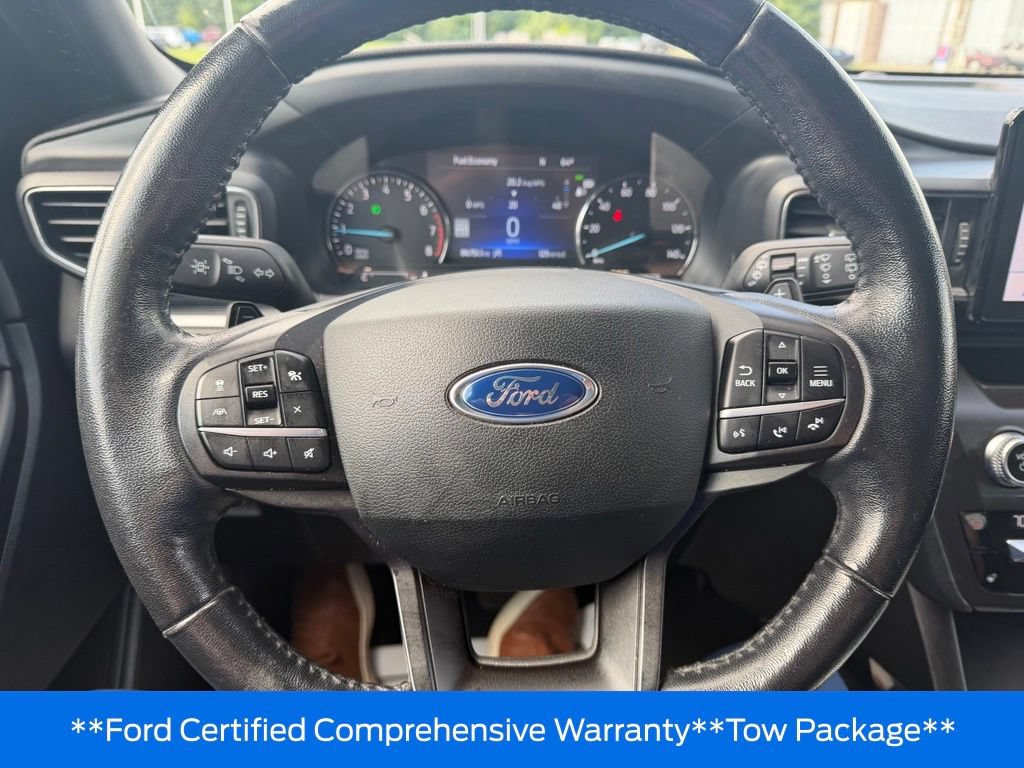 Used 2020 Ford Explorer XLT w/ Equipment Group 202A AWD/4WD image 38