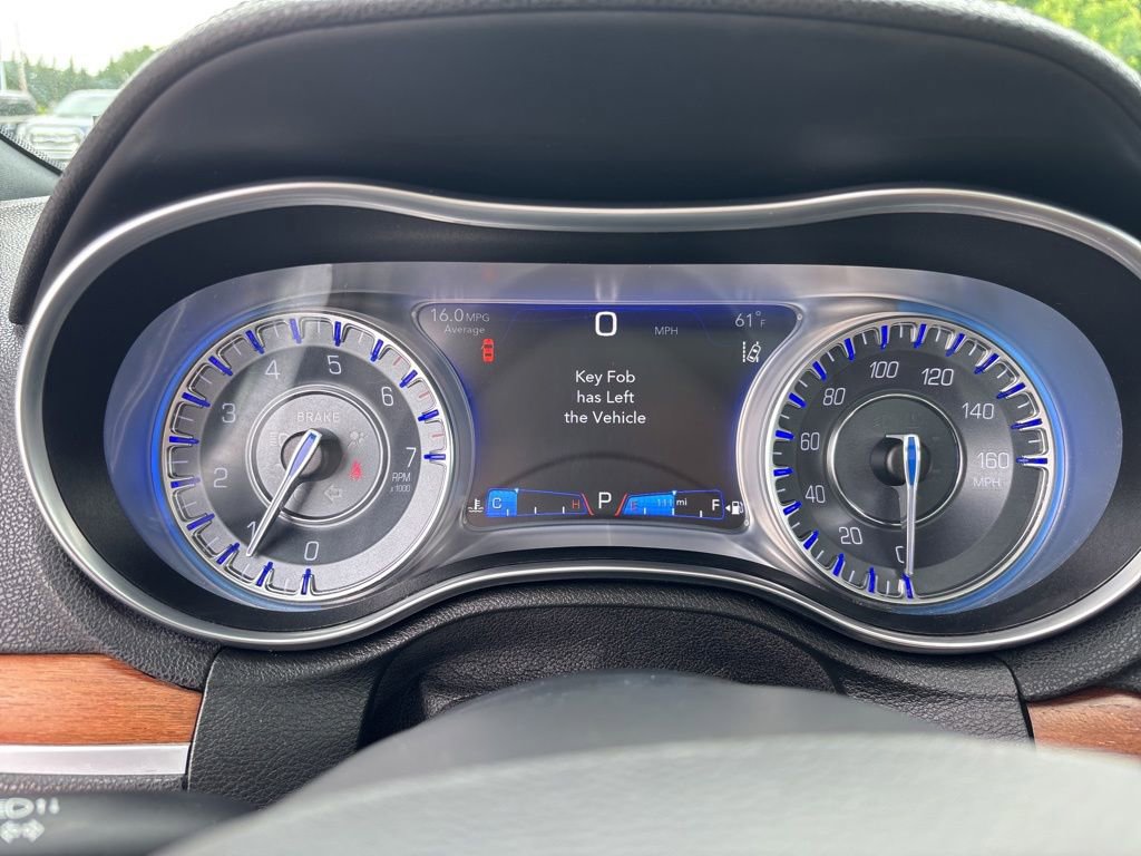 Used 2018 Chrysler 300 C w/ Safetytec Plus Group RWD image 22
