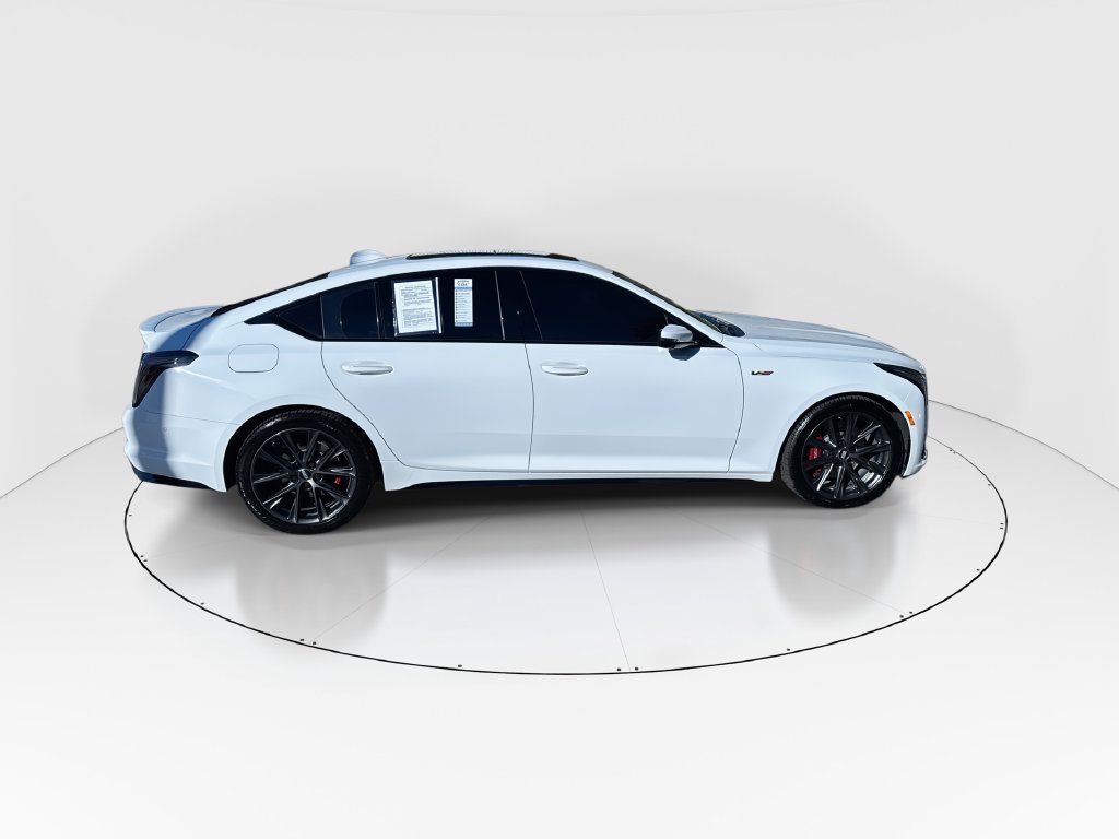 Used 2025 Cadillac CT5 V w/ Technology Package RWD image 9