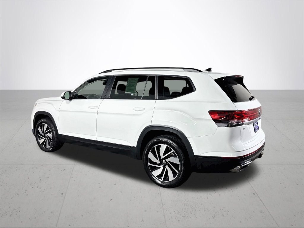 Certified 2025 Volkswagen Atlas SE AWD/4WD image 9