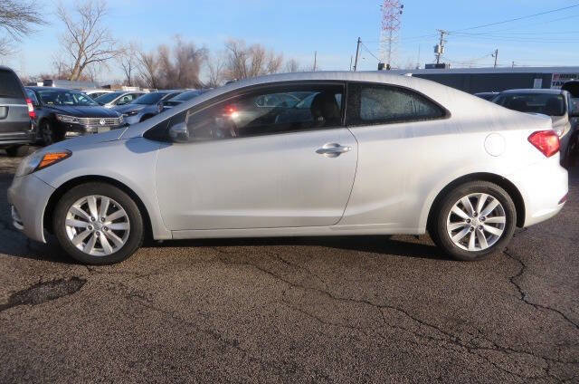 Used 2016 Kia Forte Koup EX FWD image 8
