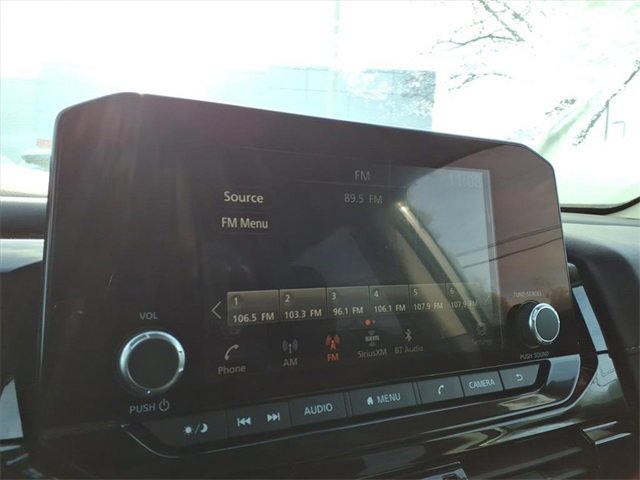 Used 2024 Nissan Pathfinder SV image 20