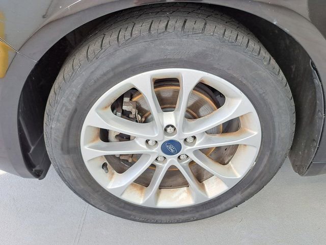 Used 2019 Ford Fusion SE image 30
