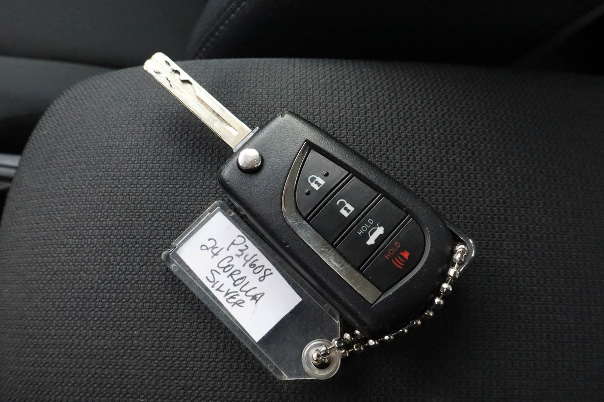 Used 2024 Toyota Corolla LE FWD image 28