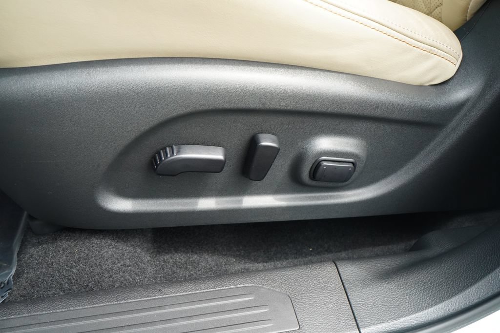 Used 2023 Nissan Murano Platinum w/ Cargo Package FWD image 6