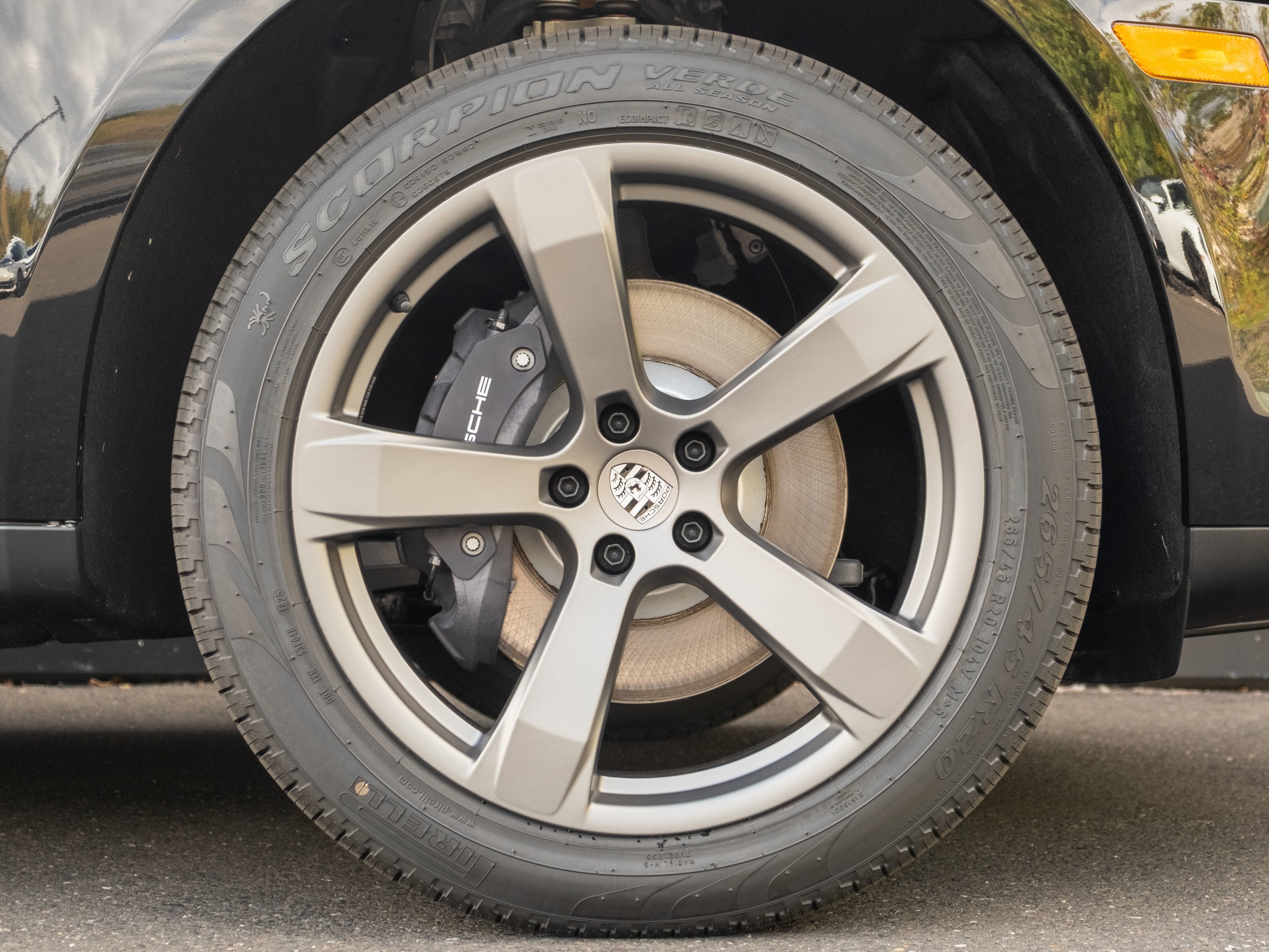 Certified 2026 Porsche Macan AWD/4WD image 15