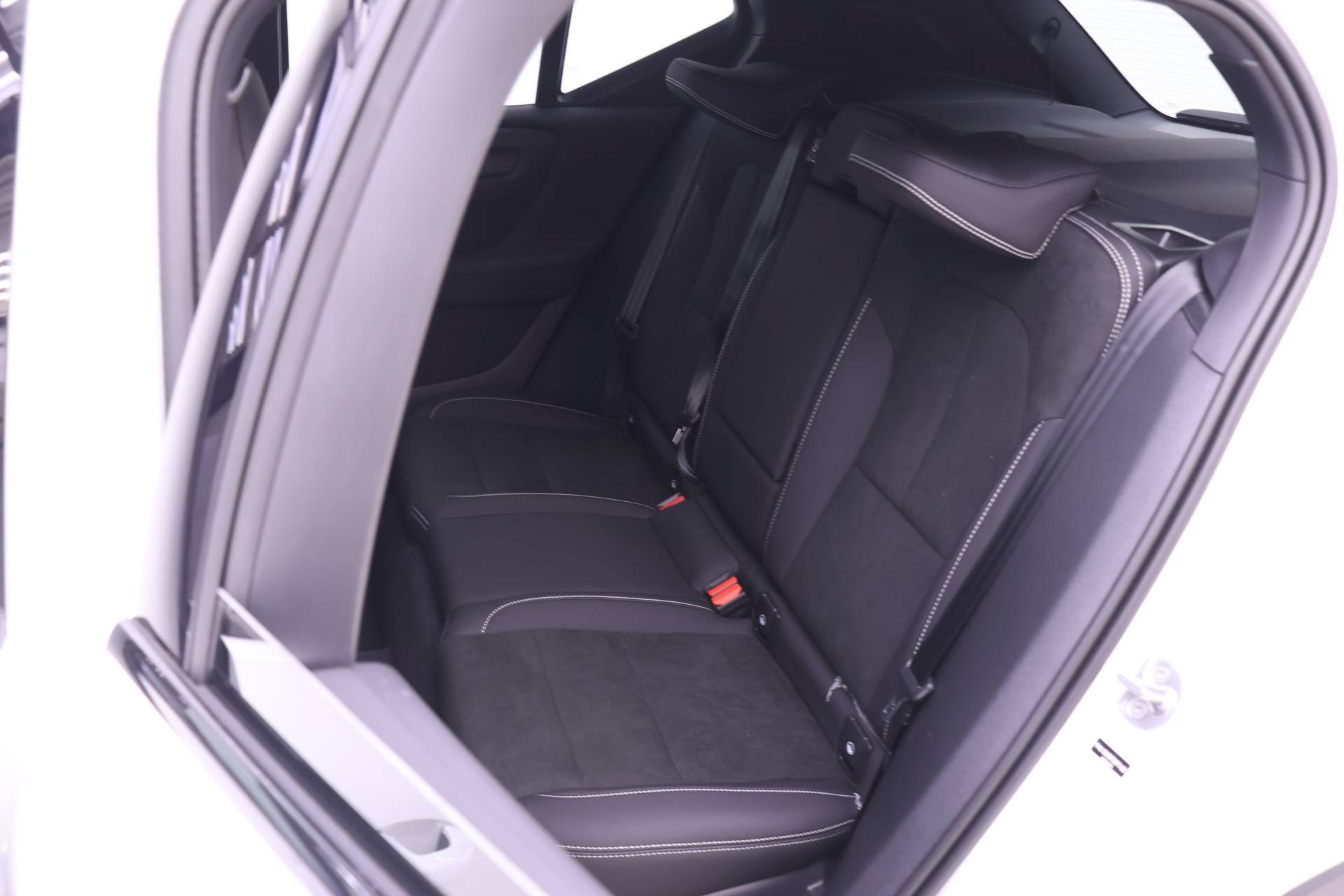 New 2026 Volvo XC40 B5 Ultra w/ Protection Package Premier AWD/4WD image 13