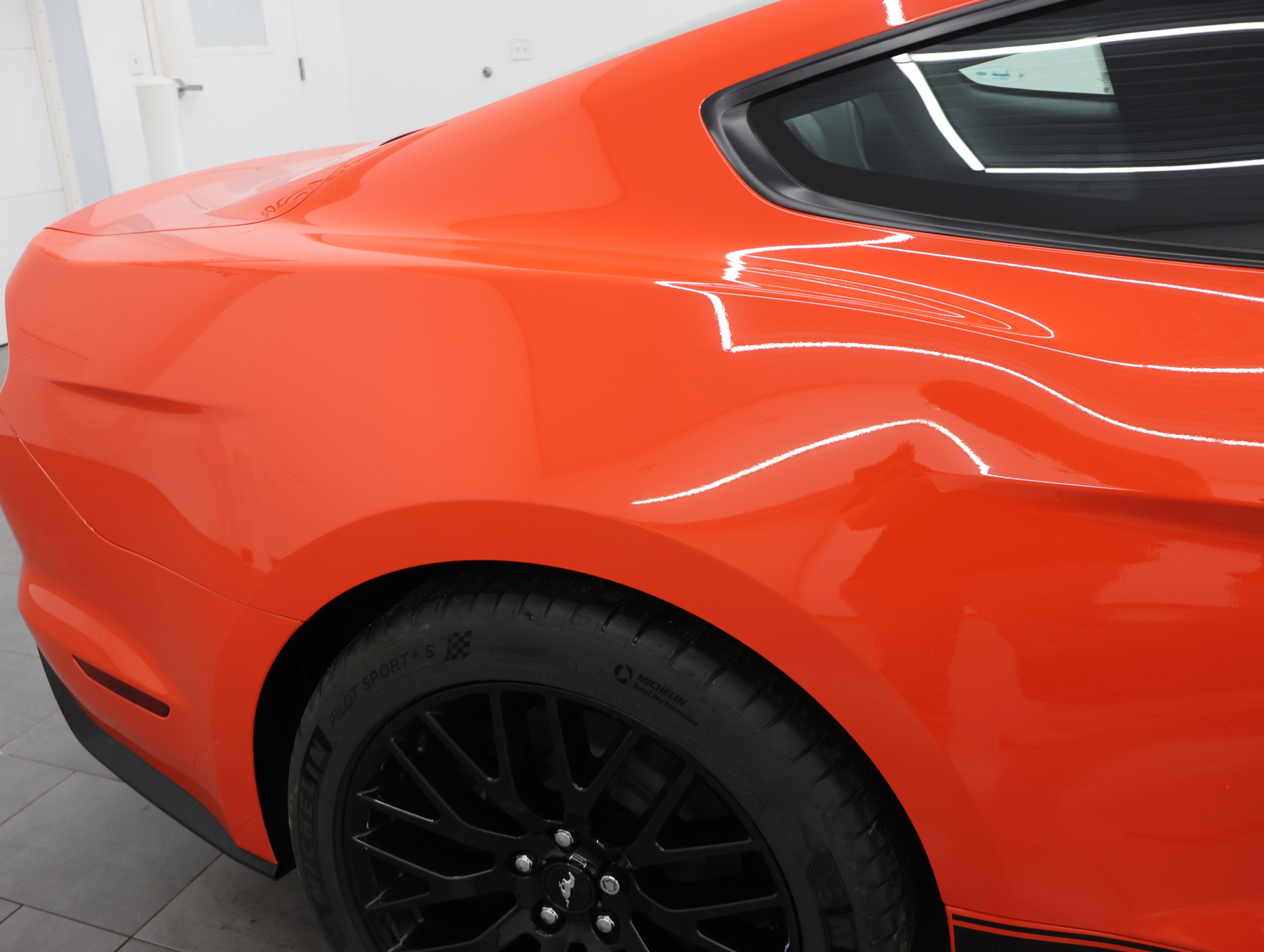 Used 2015 Ford Mustang GT Premium w/ GT Performance Package RWD image 25