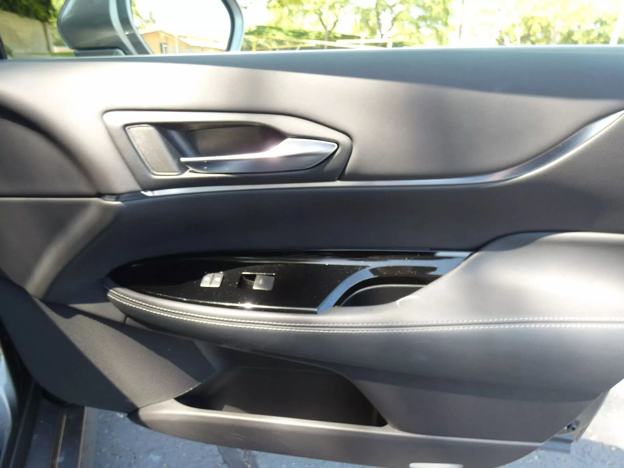 Used 2022 Toyota Mirai XLE Sedan 4D image 27