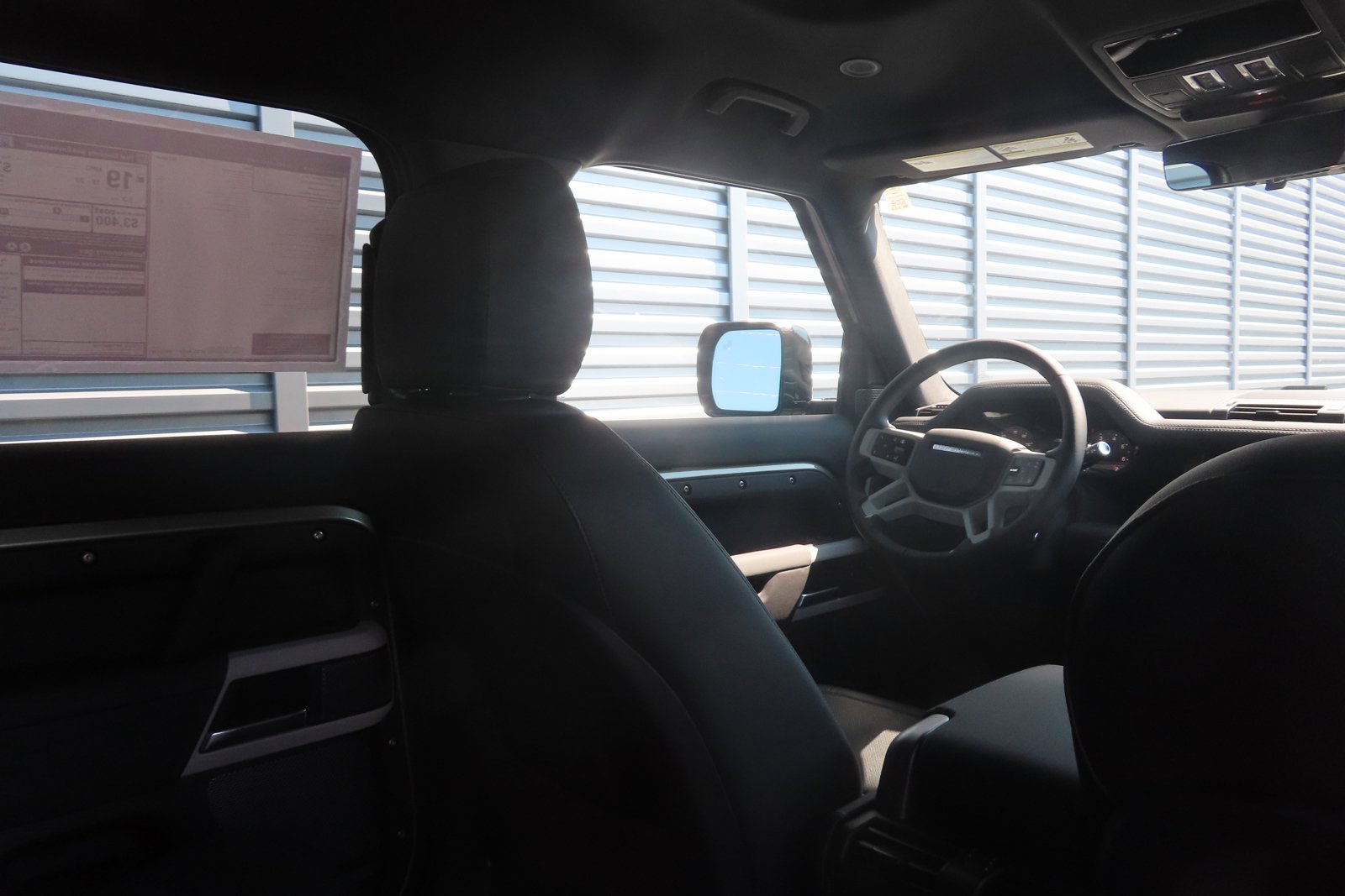 New 2024 Land Rover Defender 110 S image 22