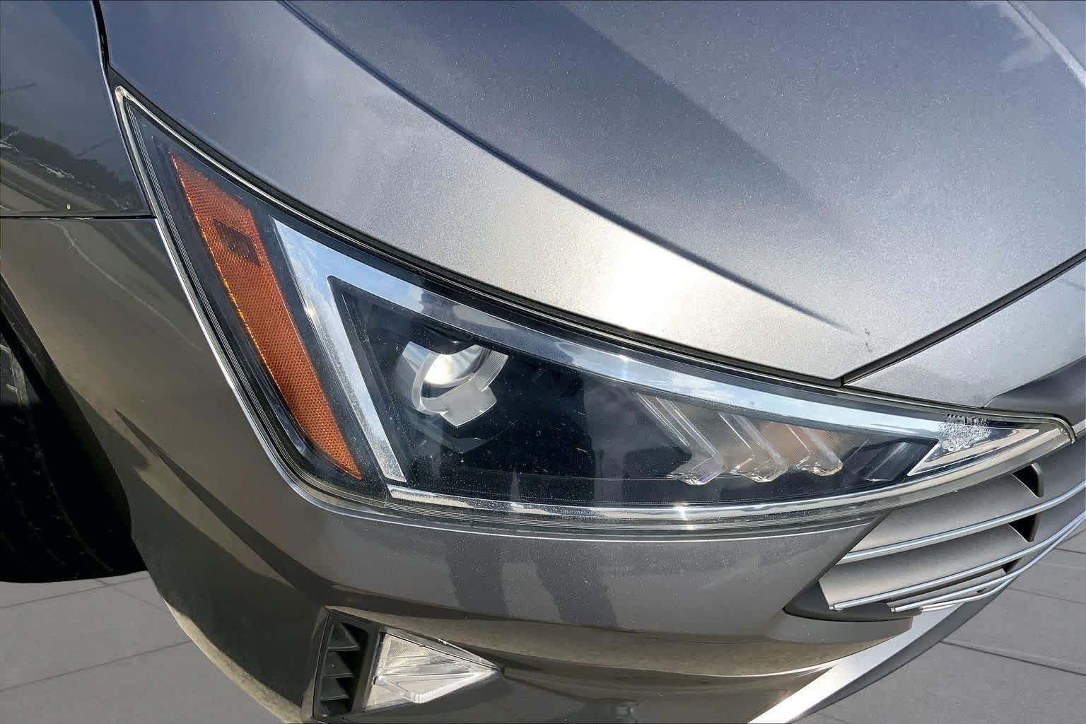 Used 2020 Hyundai Elantra Value Edition w/ Cargo Package (C1) FWD image 27
